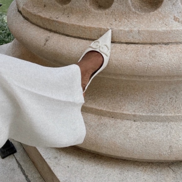 ZARA raised detail heeled slingbacks - Picture 1 of 14